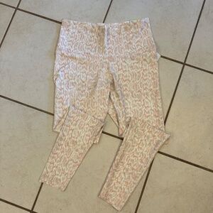Old Navy Extra High Rise Leggings